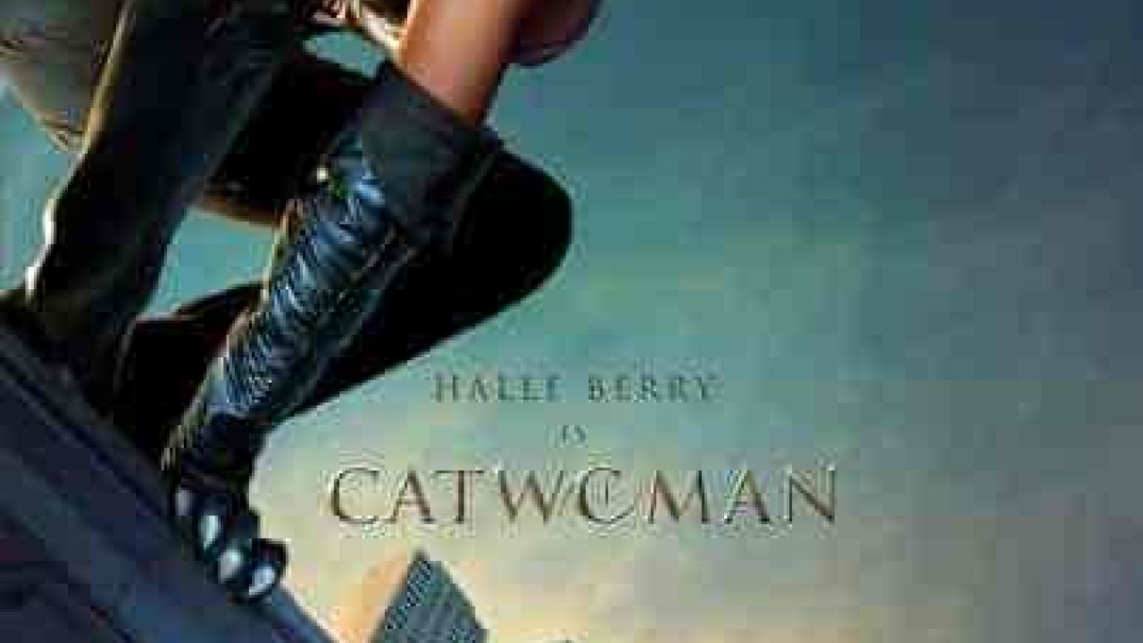 فيلم Catwoman 2004 مترجم