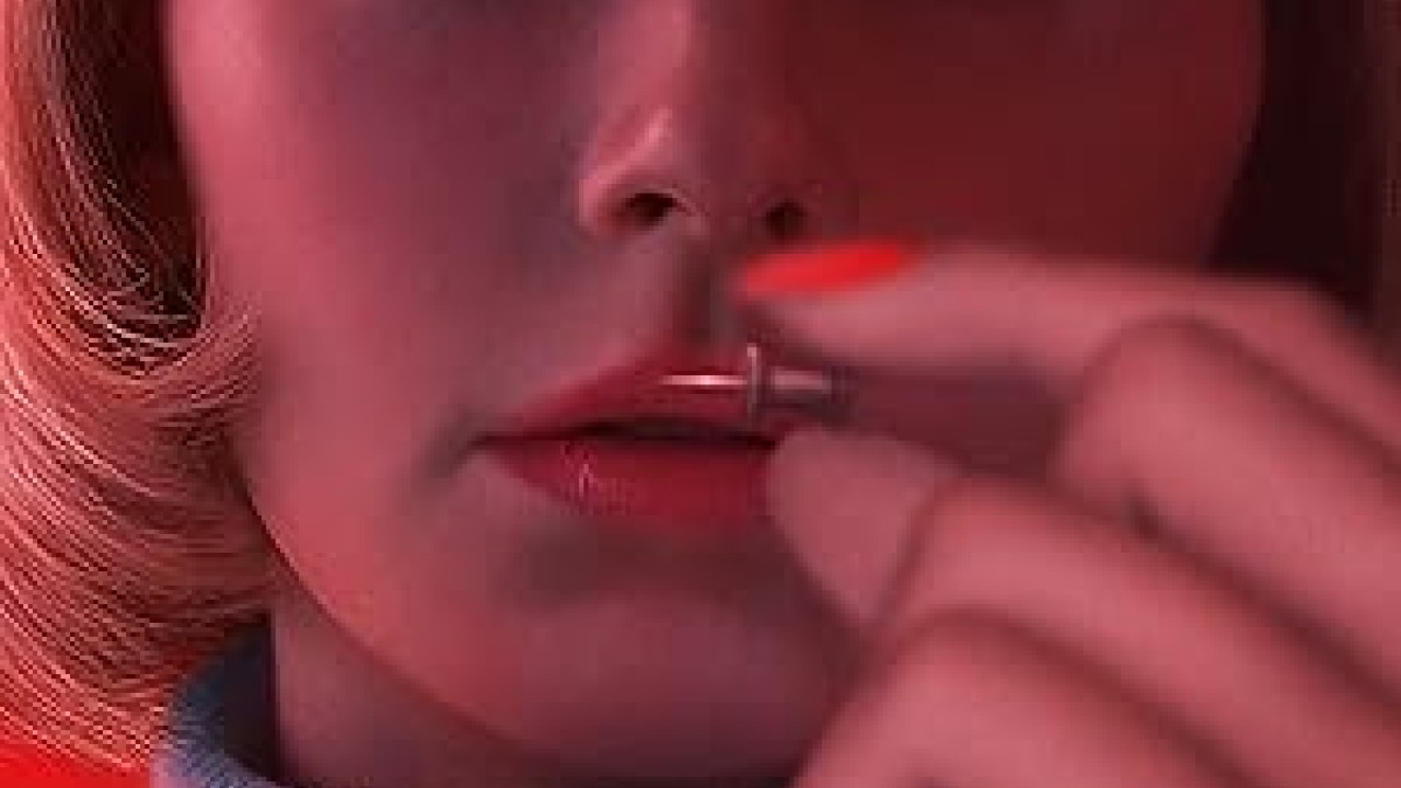 فيلم Swallow 2019 مترجم