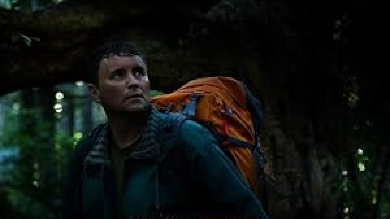 فيلم Loop Track 2023 مترجم